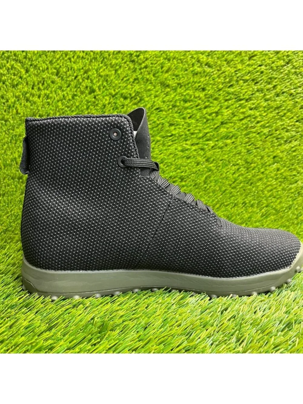 Nobull Outwork High-Top Mens Size 8 Womens 9.5 Black Gum Athletic Training Shoes